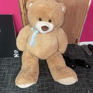 Giant teddy bear